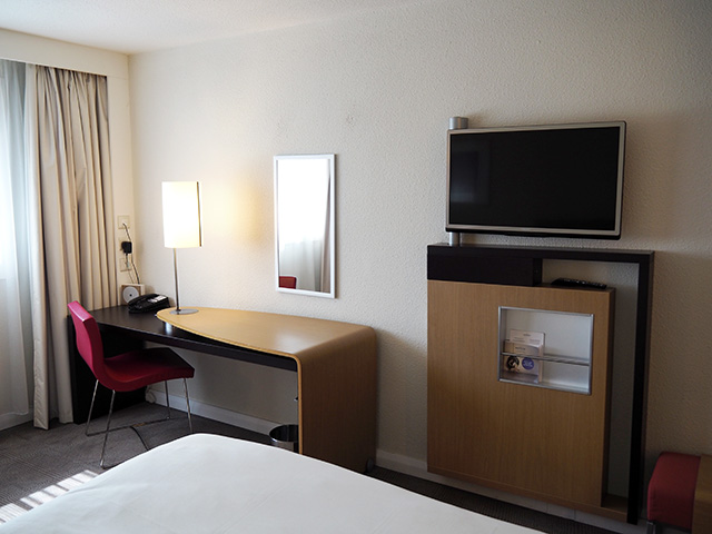 Hotel room at Novotel Birmingham Airport Hotel