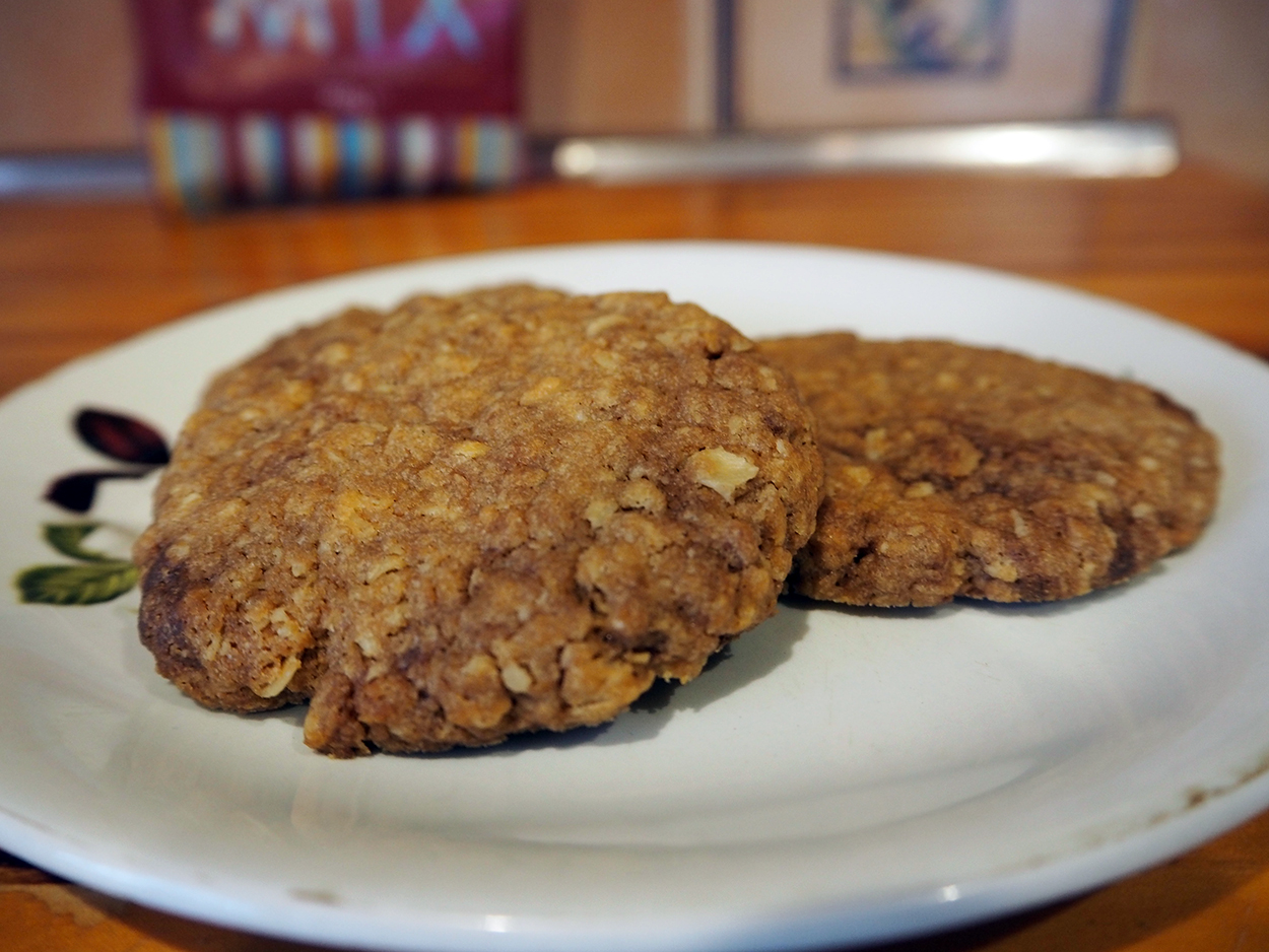 Delicious Alchemy Oaty Cookies